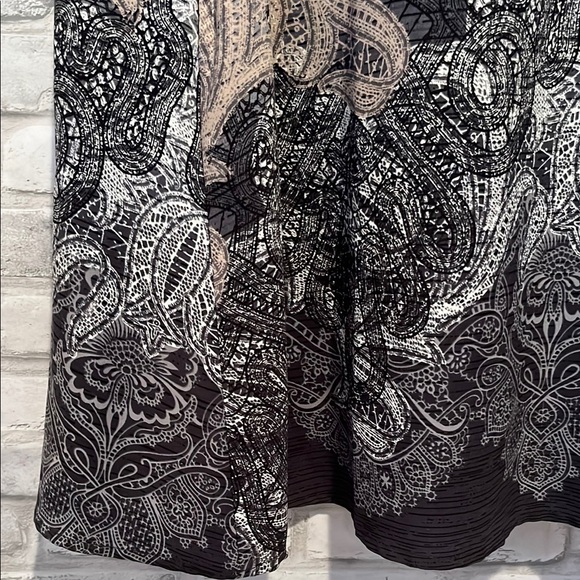 Rokoko Elegant Patterned Short Sleeve Dress small polyester - Picture 2 of 12